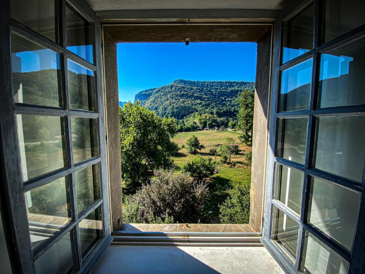 Villa Lisons Des Sources Nans-sous-Sainte-Anne Esterno foto